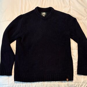 Roots Classic Men's Navy Crewneck Sweater - Cozy and Handsome!